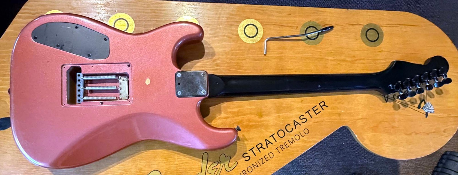 Fender Strat Contemporary Super Strat 1985/1986 Great Condition ProSetup case.
