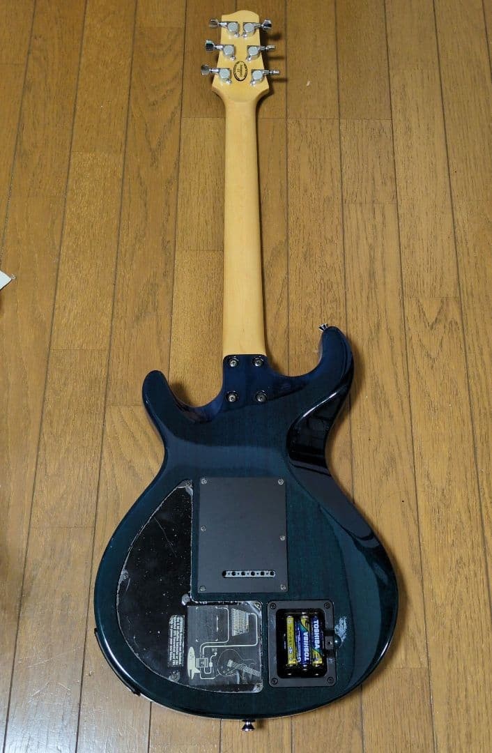 Line6 Variax700 Guitar Blue Safe delivery from Japan