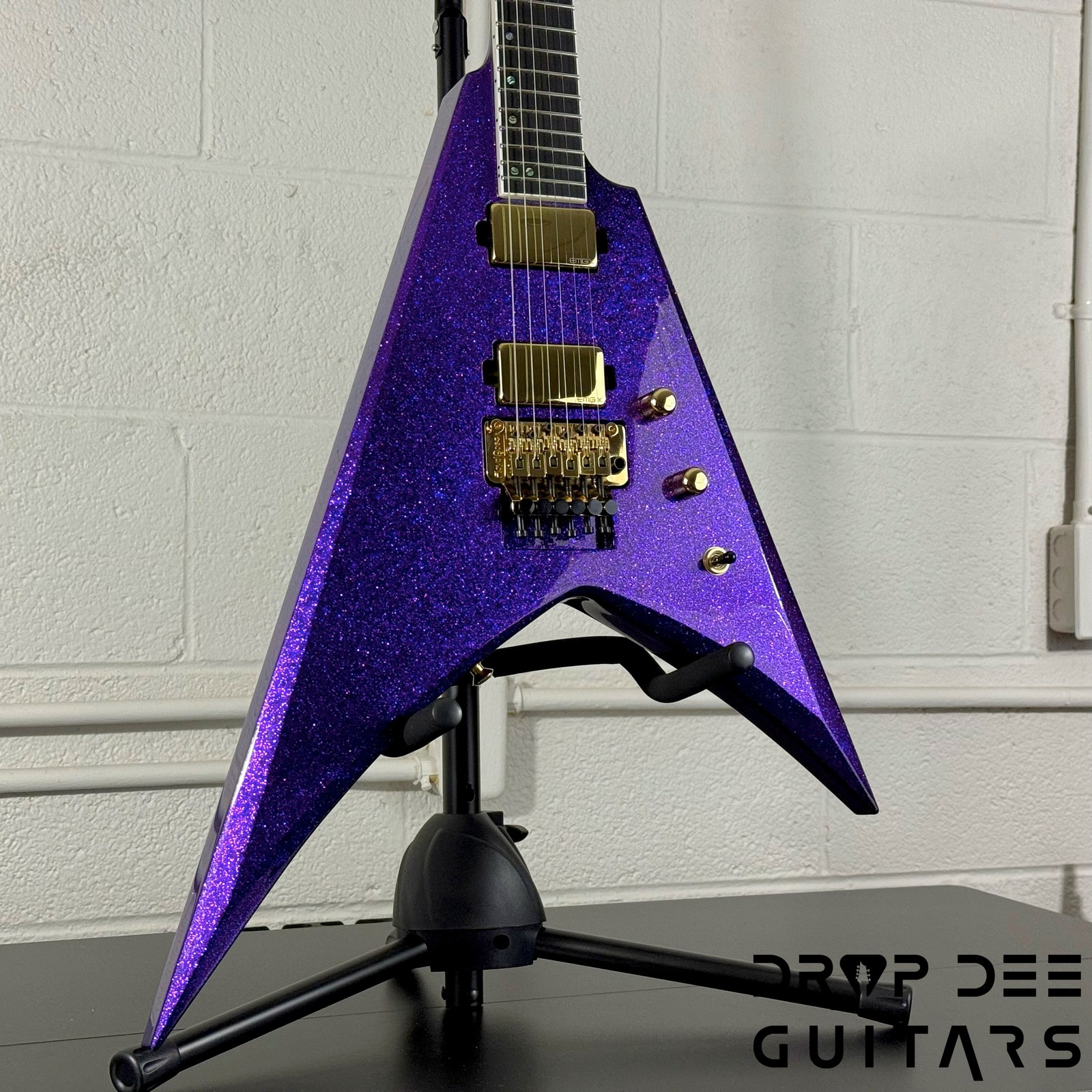 ESP USA V-II FR Electric Guitar w/ Case – Purple Sparkle