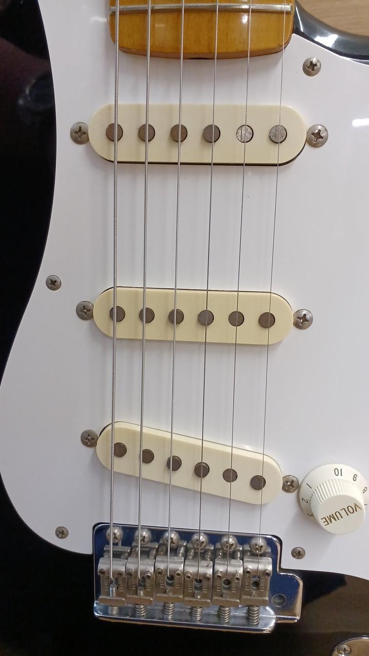 FENDER JAPAN ST57-50 Electric Guitar