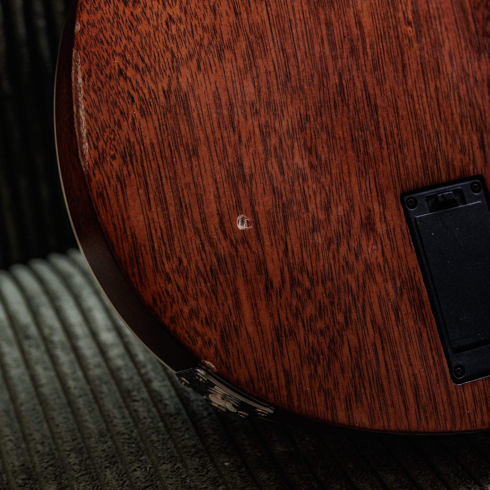 Epiphone SST Coupe 2018 – 2019 – Ebony