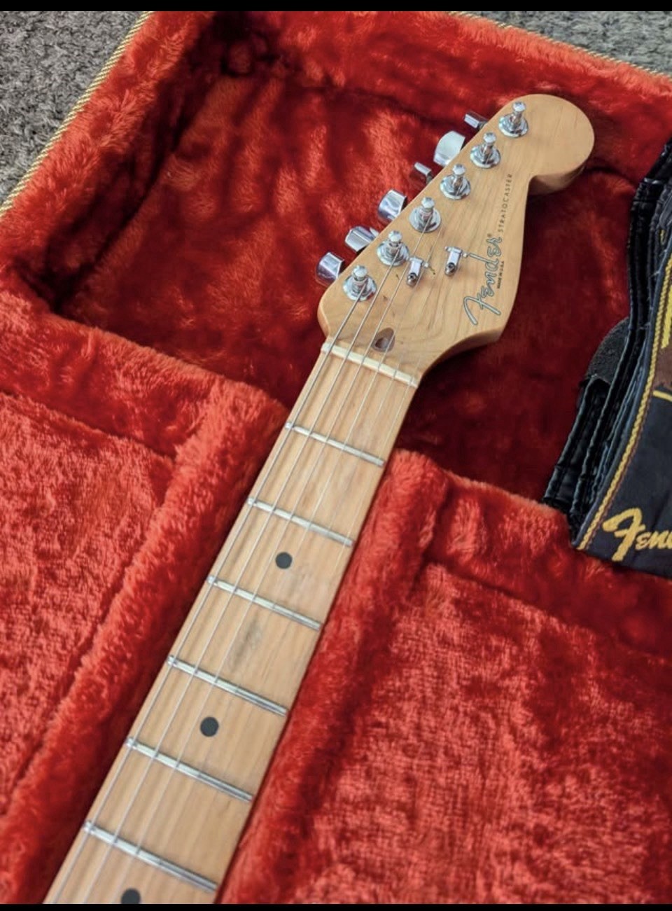 USA Fender Stratocaster 1996 Cream Solid Body Maple Neck w/Hard Case & Strap