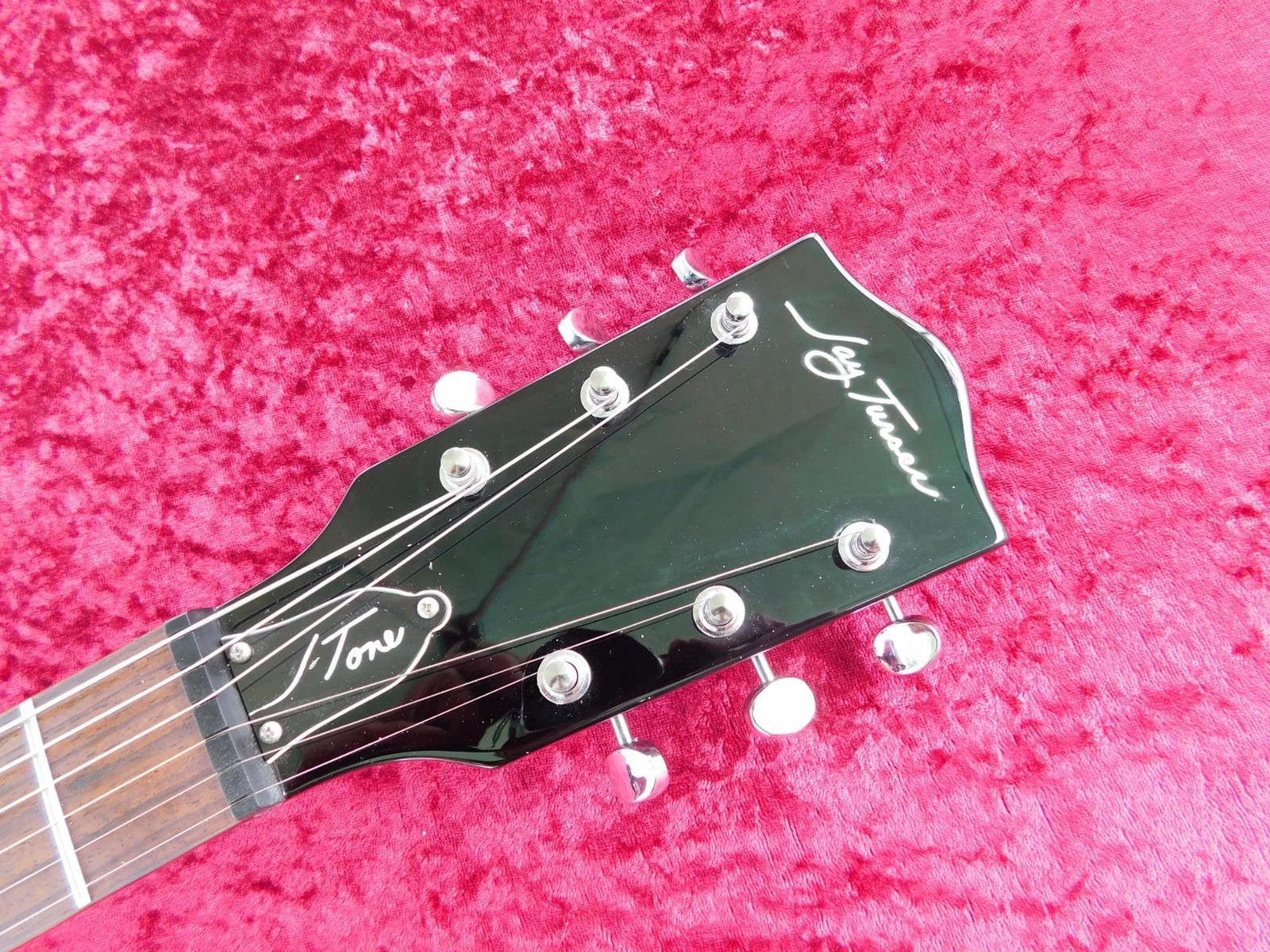 Jay Turser JT-1423, 60’s Style Electric Guitar, Capacitors Upgraded, Very Nice