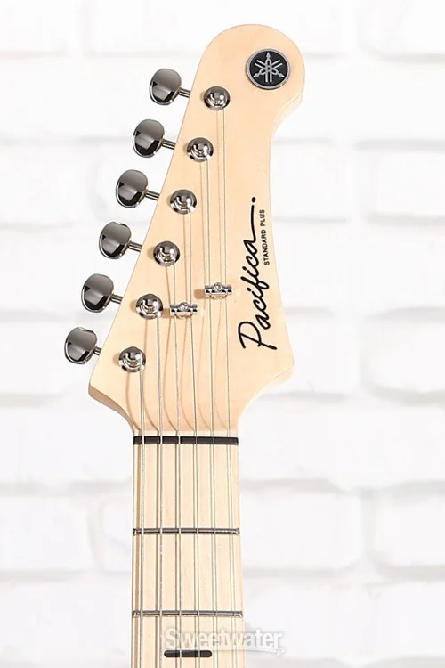 Yamaha PACS+11S Pacifica Standard Plus – Black, Maple Fingerboard