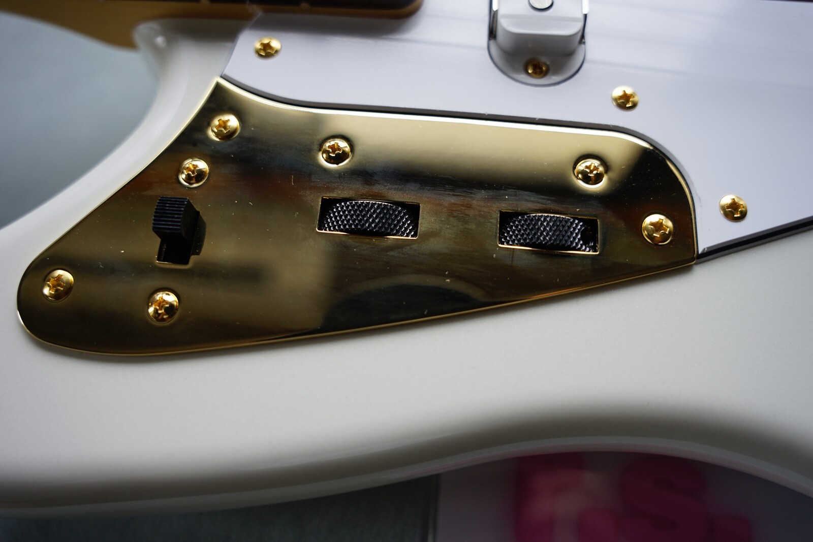 Fender Made in Japan Traditional 2025 Collection 60s Jaguar White Pearl New