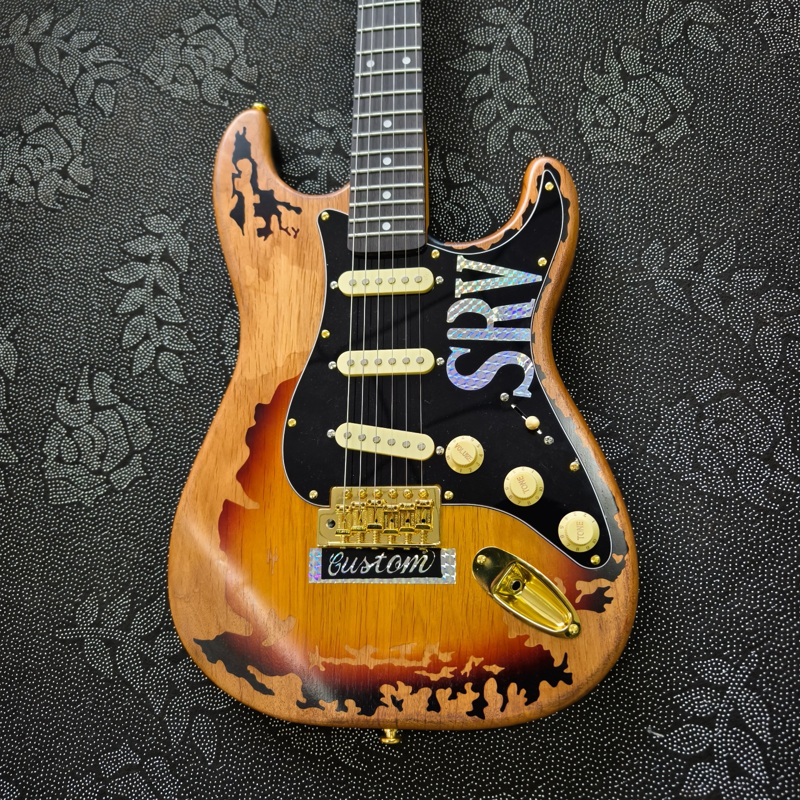 SRV Custom ST Style Electric Guitar Sunburst Distressed Body Gold Hardware