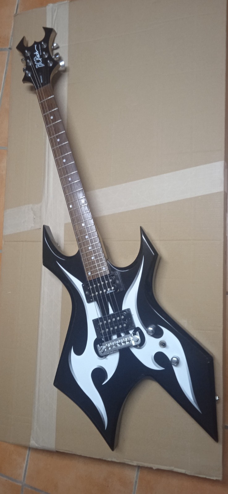 B.C. RICH WARLOCK TRIBAL YEAR 2006 BRONZE, ELECTRIC GUITAR, UNTRACEABLE