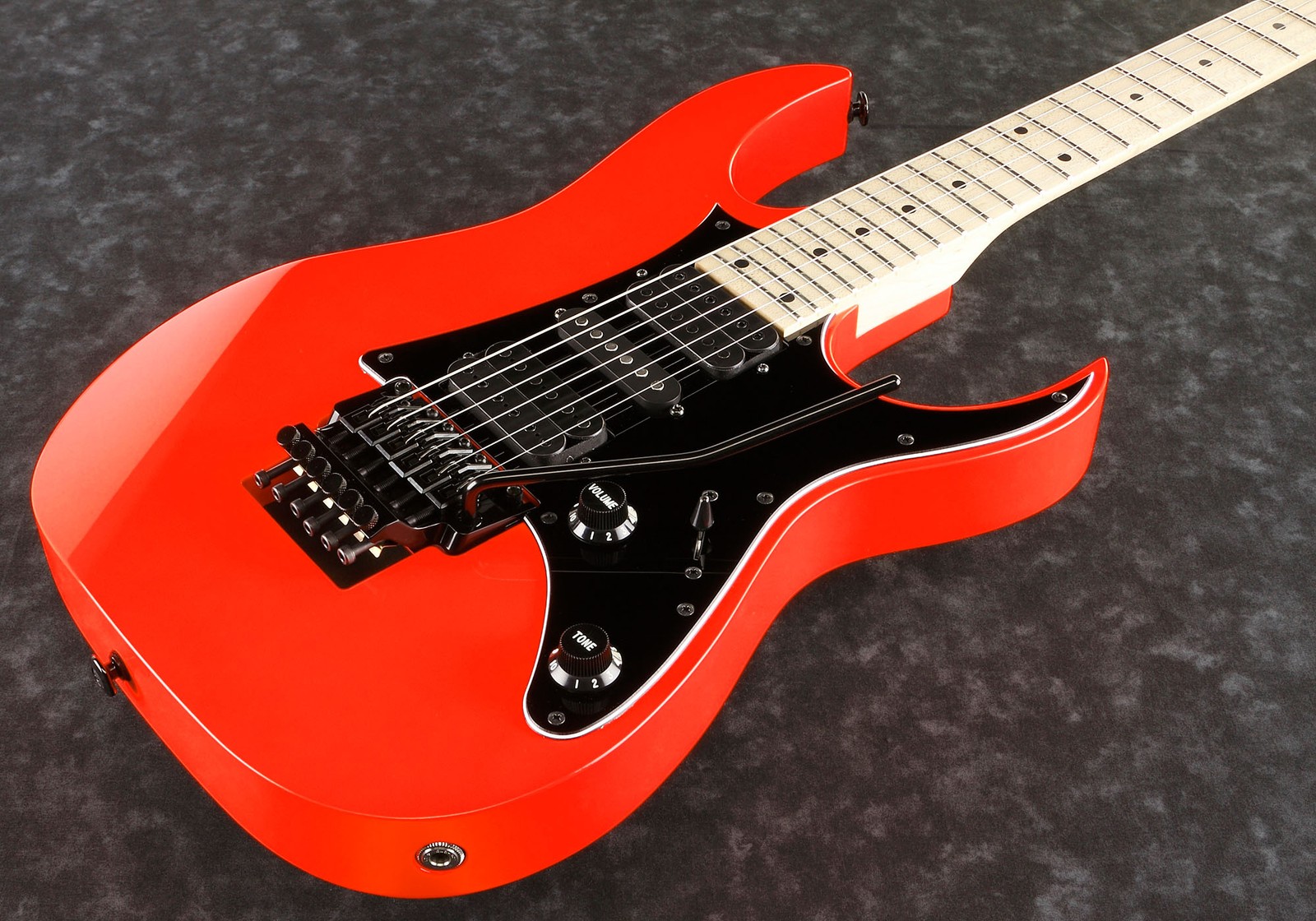 Ibanez RG550 RG Genesis Collection Electric Guitar – Road Flare Red w/ Gig Bag