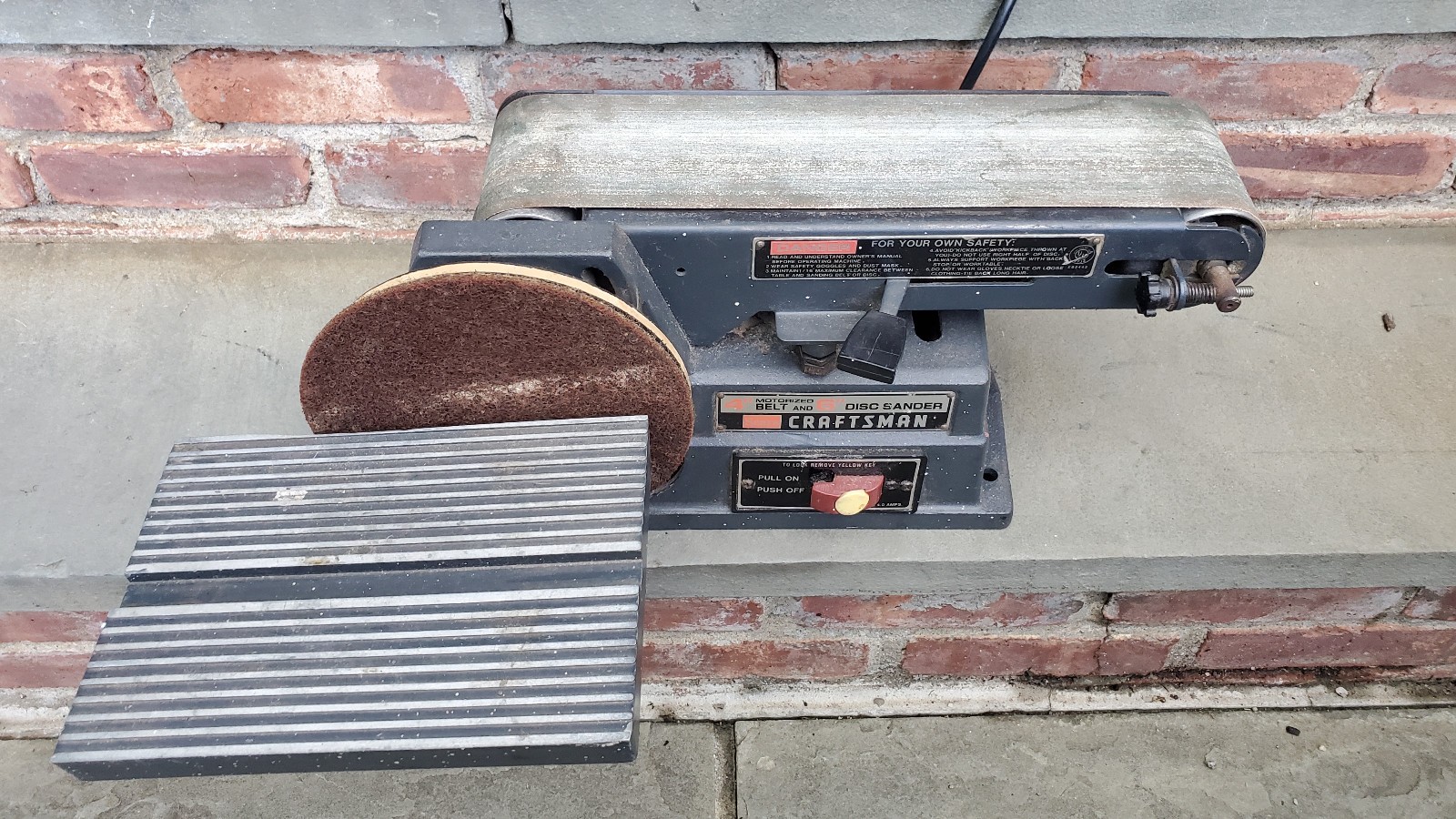 Vintage Sears Craftsman 113.226423 4″ belt & 6″ disc sander complete table works