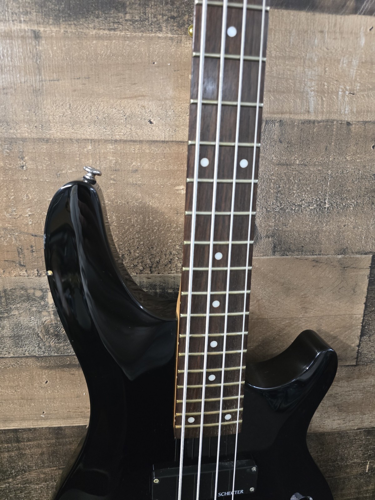 Schecter Diamond Series Omen 4 Electric Bass –