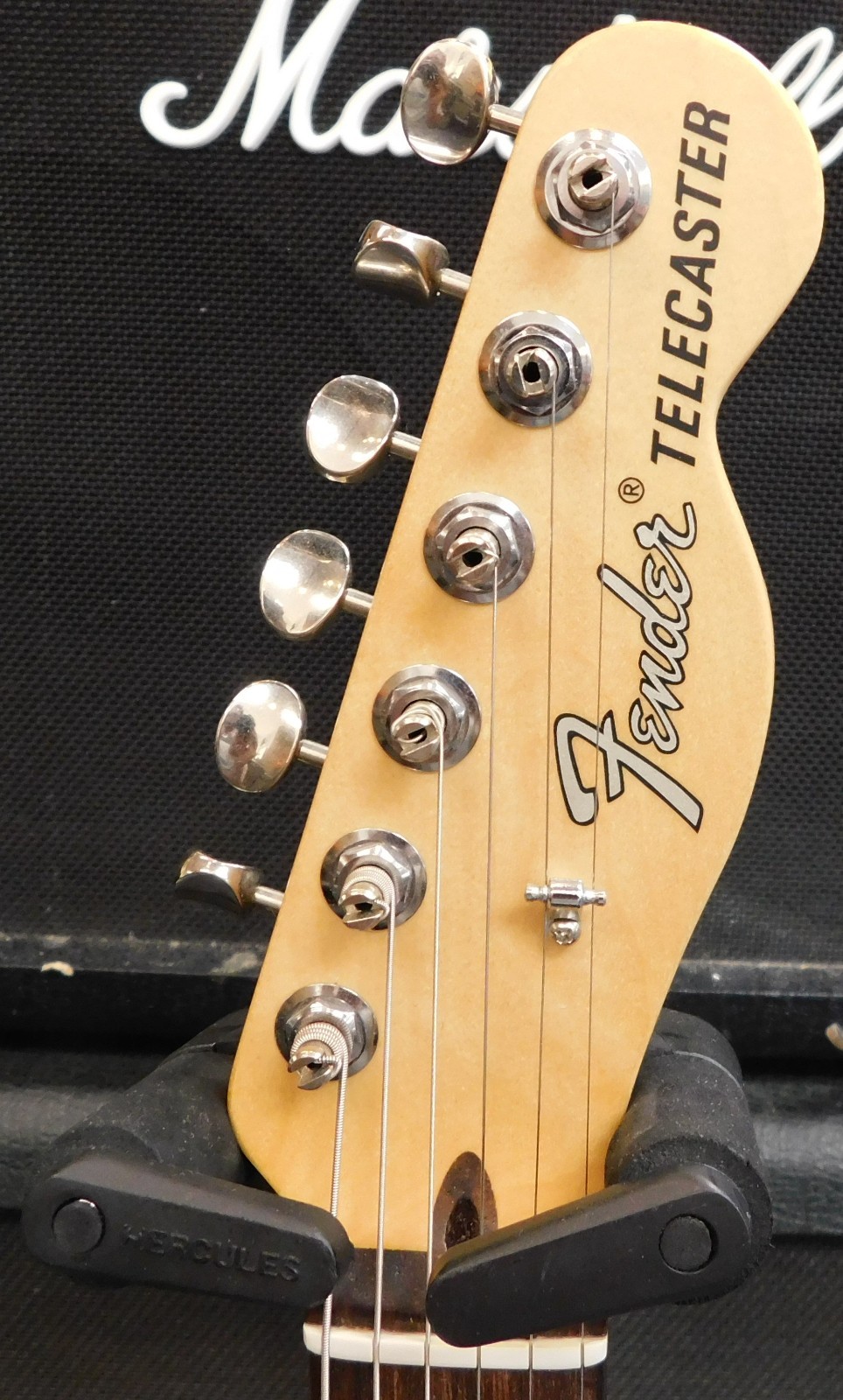 Fender USA American Performer Telecaster – Rosewood Fingerboard – Honey Burst