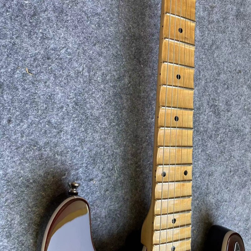 22 Frets Electric Guitar Semi Hollow Body F Holes SSS Single Coil Pickups