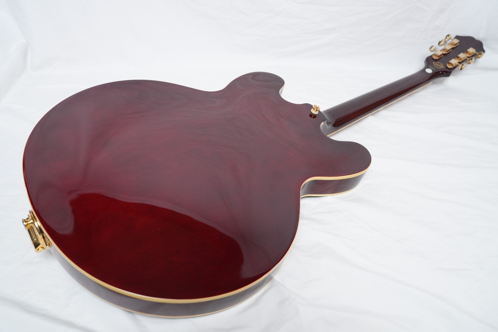 Epiphone Riviera P93 WR Semi-Acoustic Guitar wP-90,Bigsby Excellent Condition