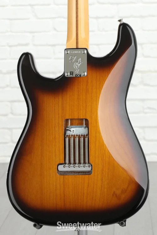 Fender Eric Johnson Stratocaster – 2-Color Sunburst with Maple Fingerboard