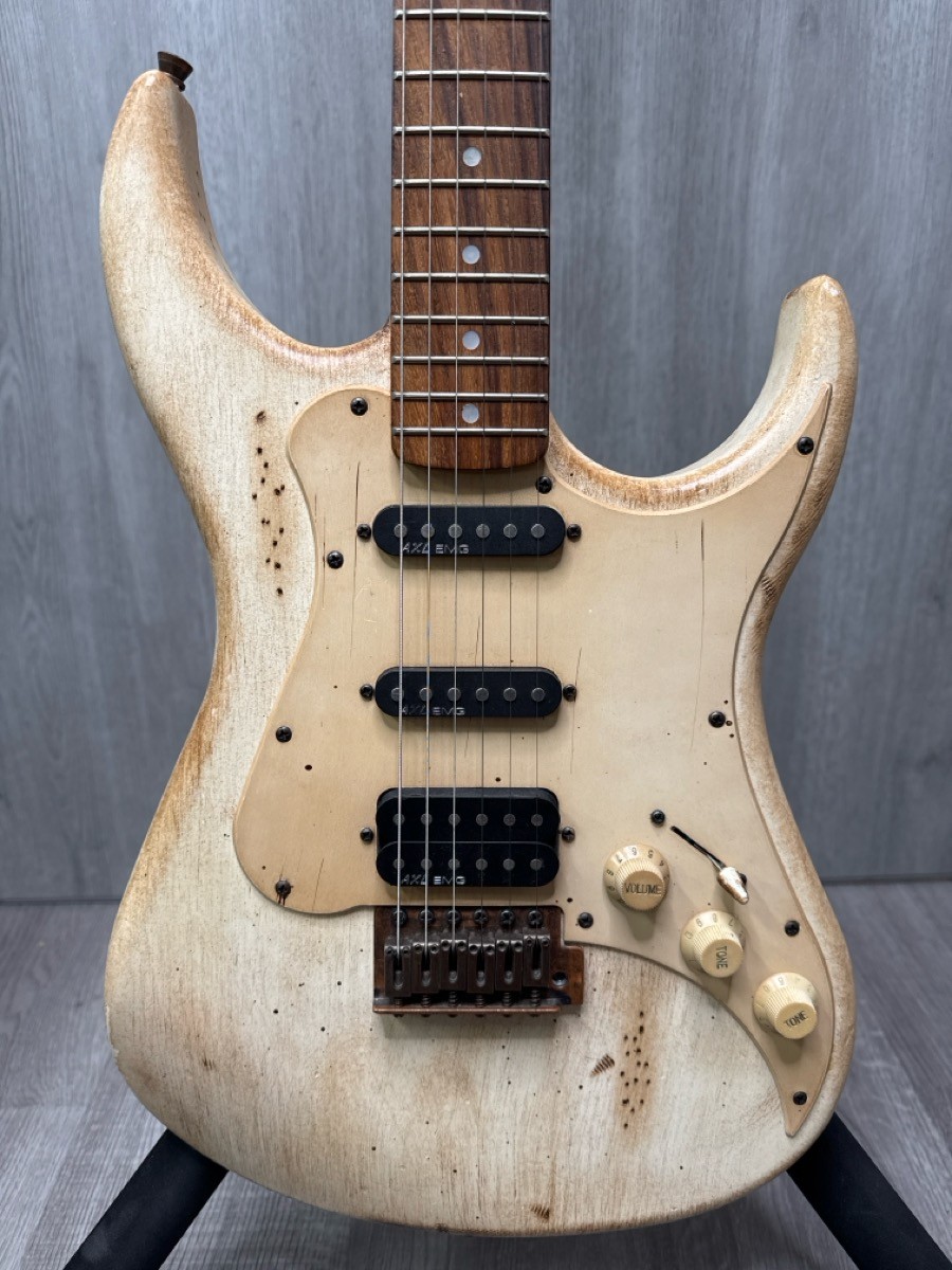 AXL SRO Badwater AS-820-CKW Electric Guitar Distressed White (A1D030703)