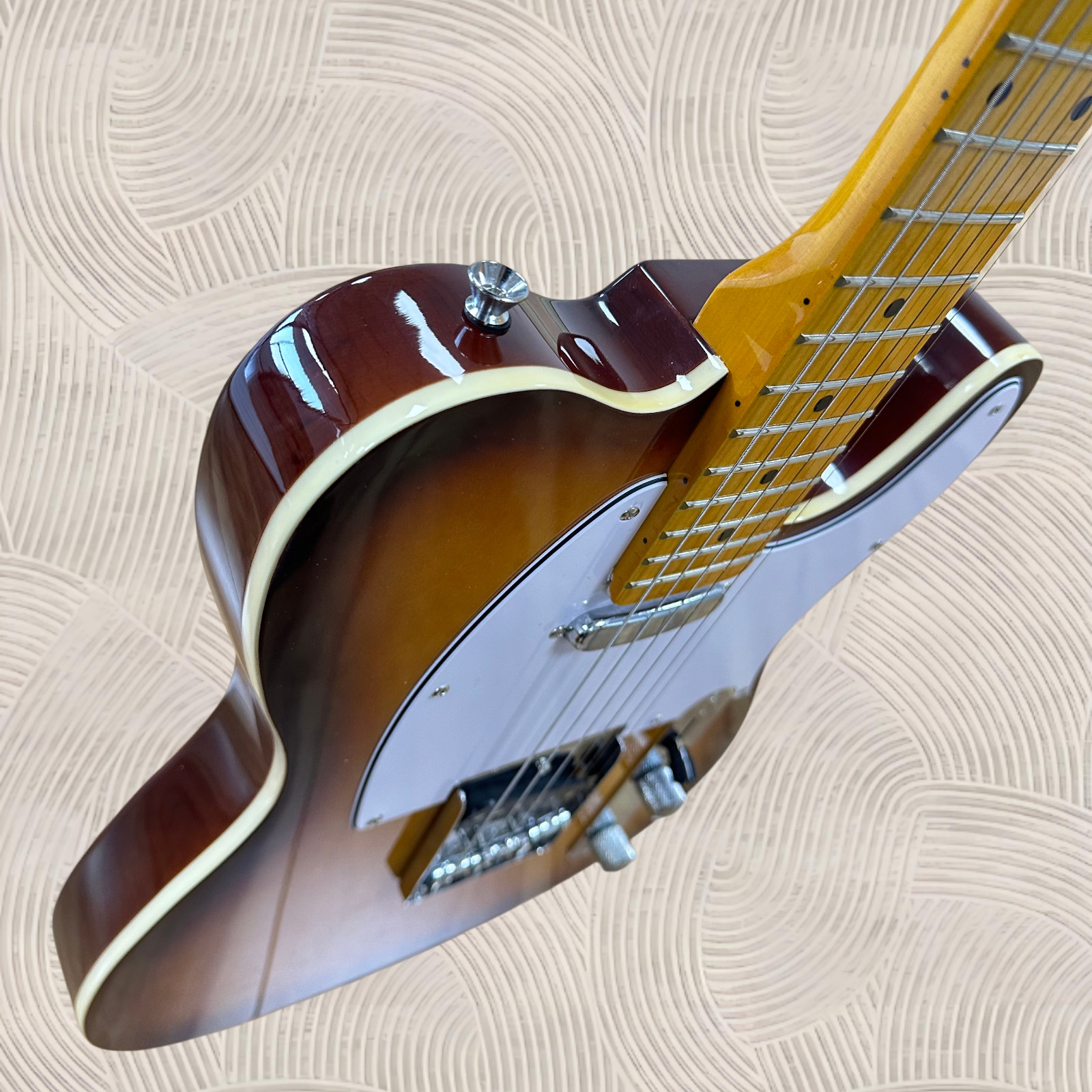 Ship US Custom TL ElectricGuitar Sunburst Finish Maple Neck Chrome Hardward