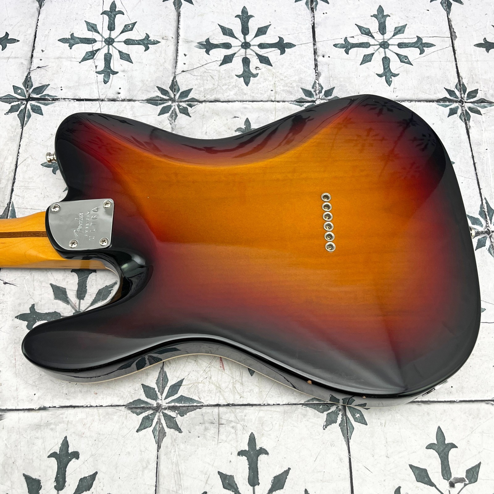 Fender American Ultra Telecaster with Maple Fretboard • Lollar Pickups #13484