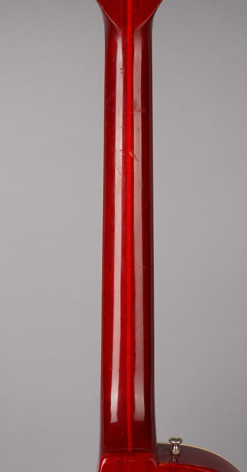 Guild M-65 Freshman – 1968 – Cherry