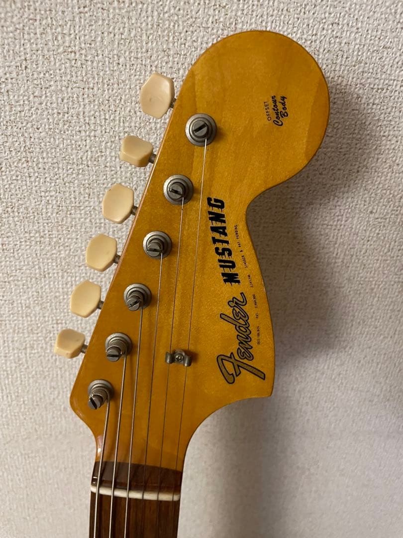 fender mustang kurt cobain