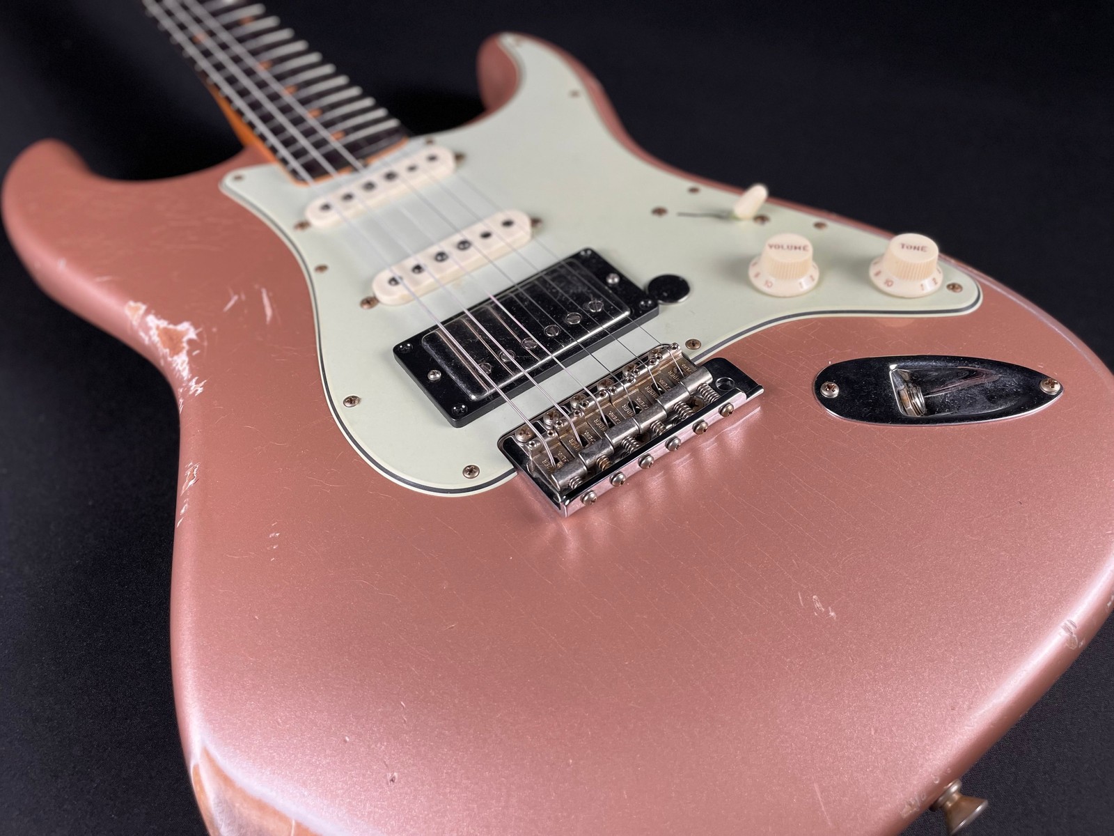 Fender Custom Shop LTD ’59 Stratocaster HSS Relic – Shell Pink Metallic (2025)
