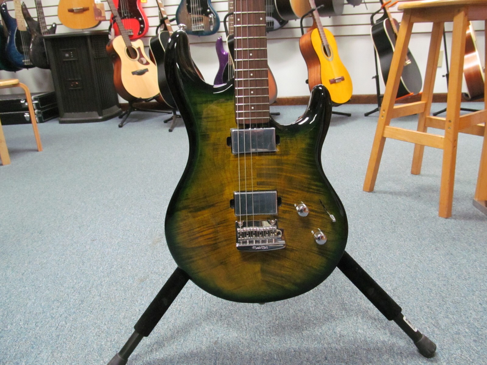 Ernie Ball Music Man Steve Lukather L4 Maple Top Electric Guitar – Gator Burst