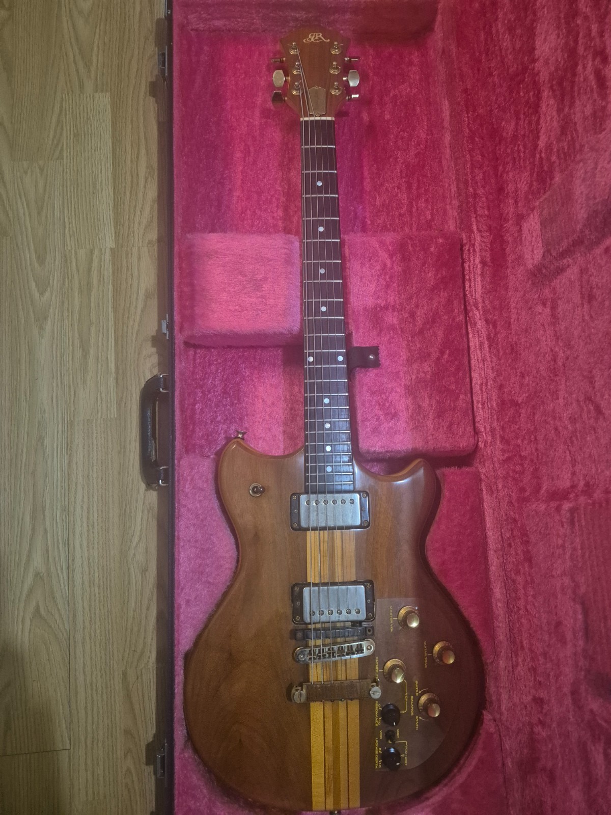 guitar electric vintage gr roland g 808 and synth gr-300