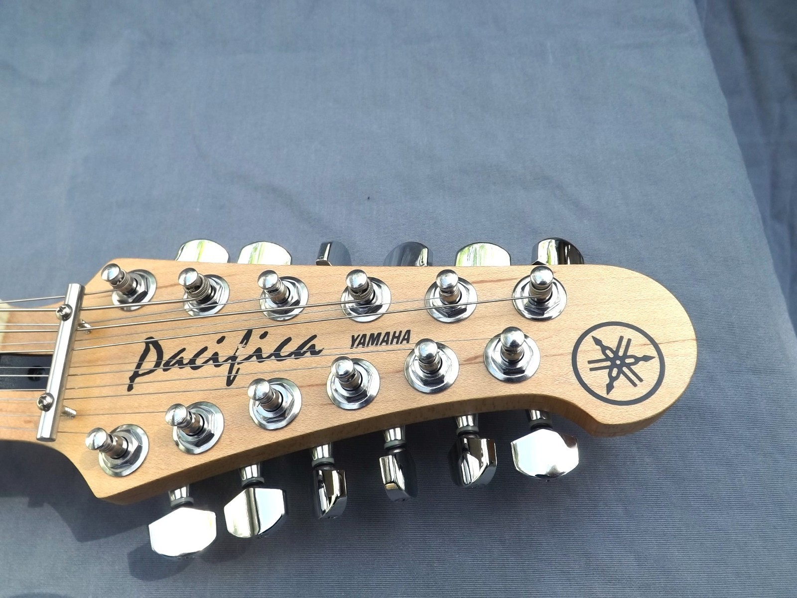 Yamaha Pacifica rare 12 string PAC303-12ii excellent free shipping