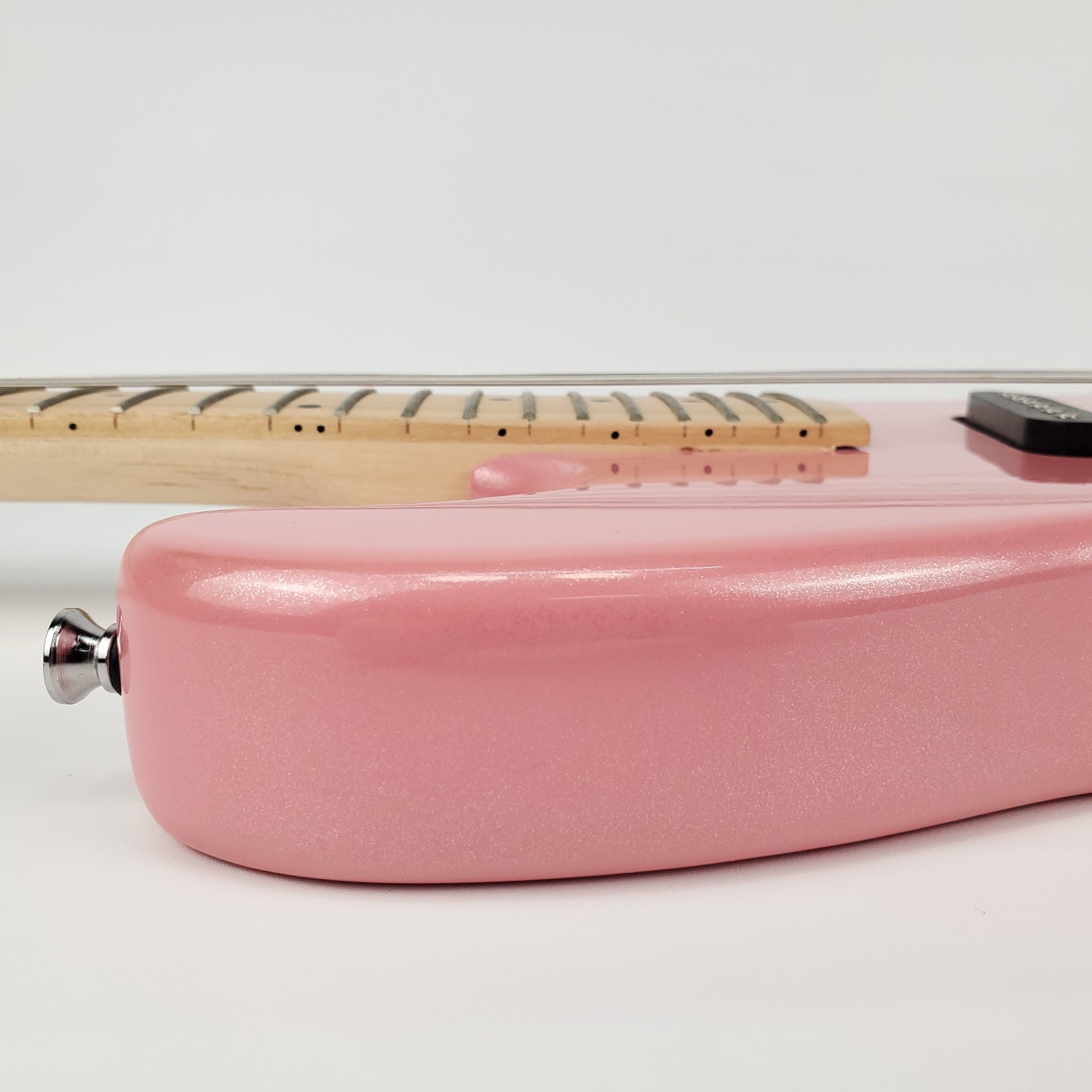 Viper 1/2 GE32-MPK Kids 32″ Half Size Electric Guitar Pink