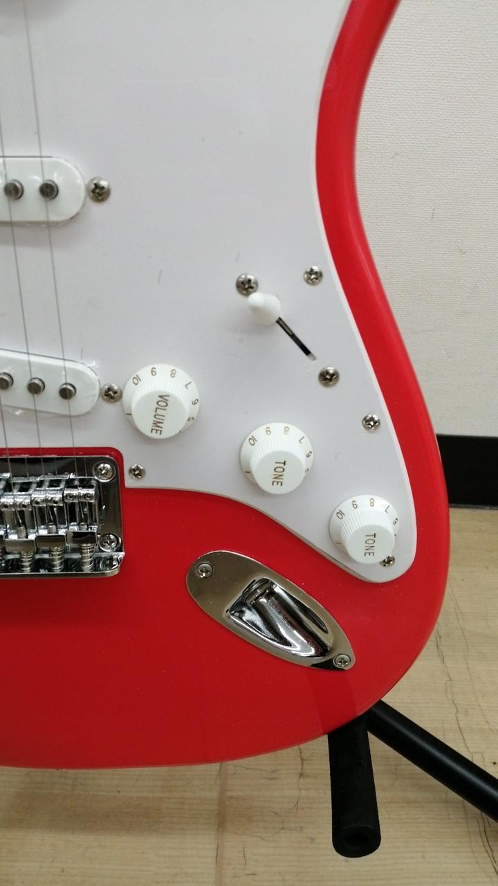 SQUIER SQ BULLET STRAT HT Electric Guitar