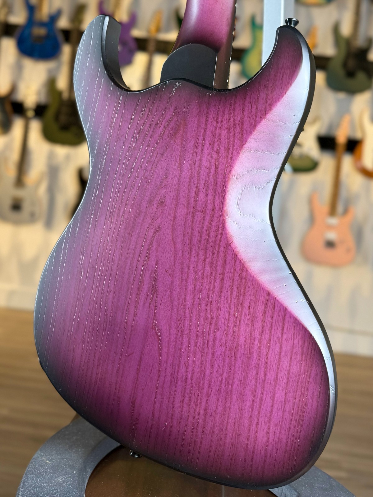 Dunable Gnarwhal 7 USA Custom Shop – Trans Purple Burst