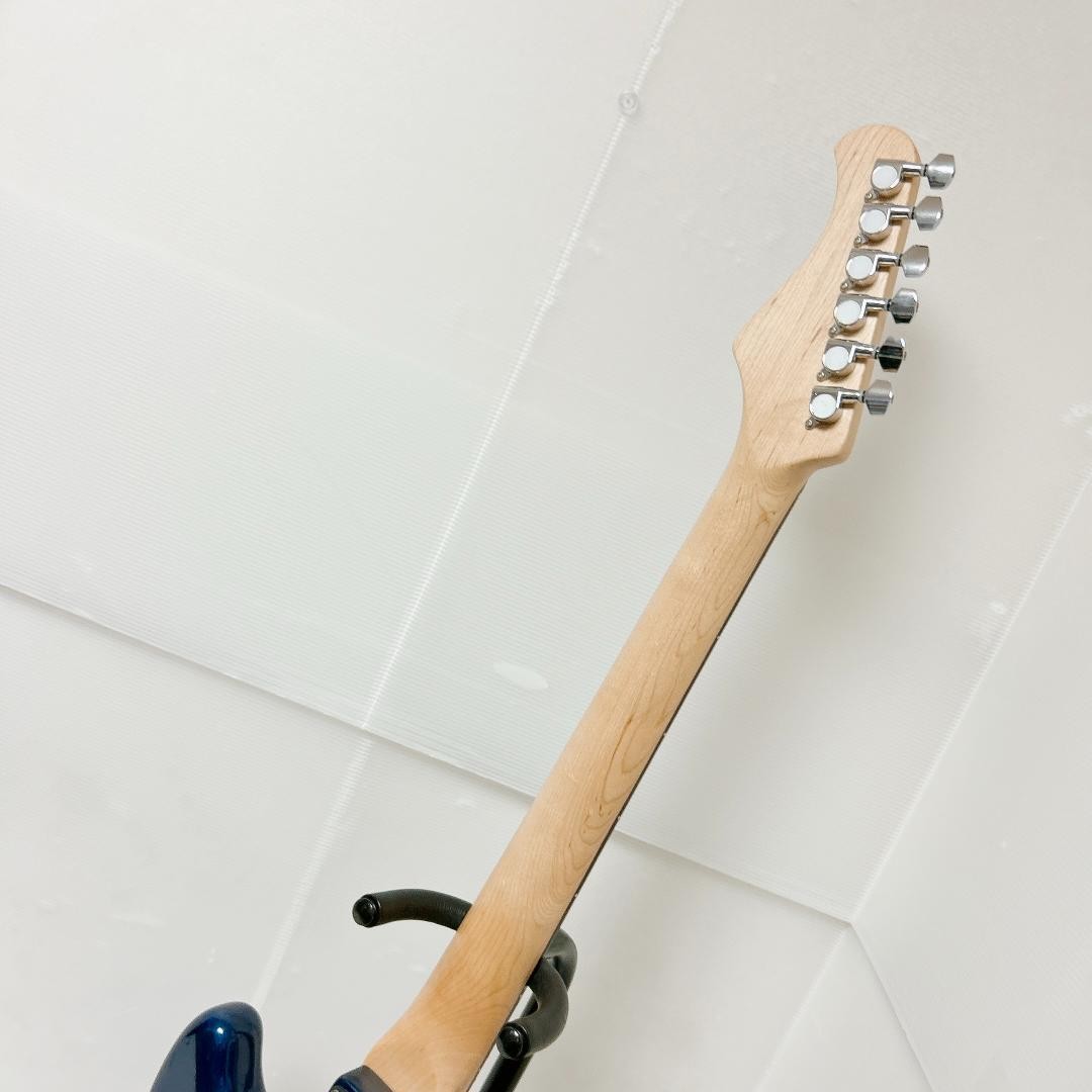 BACCHUS Mustang Electric Guitar Navy Blue Excellent Condition with Arm