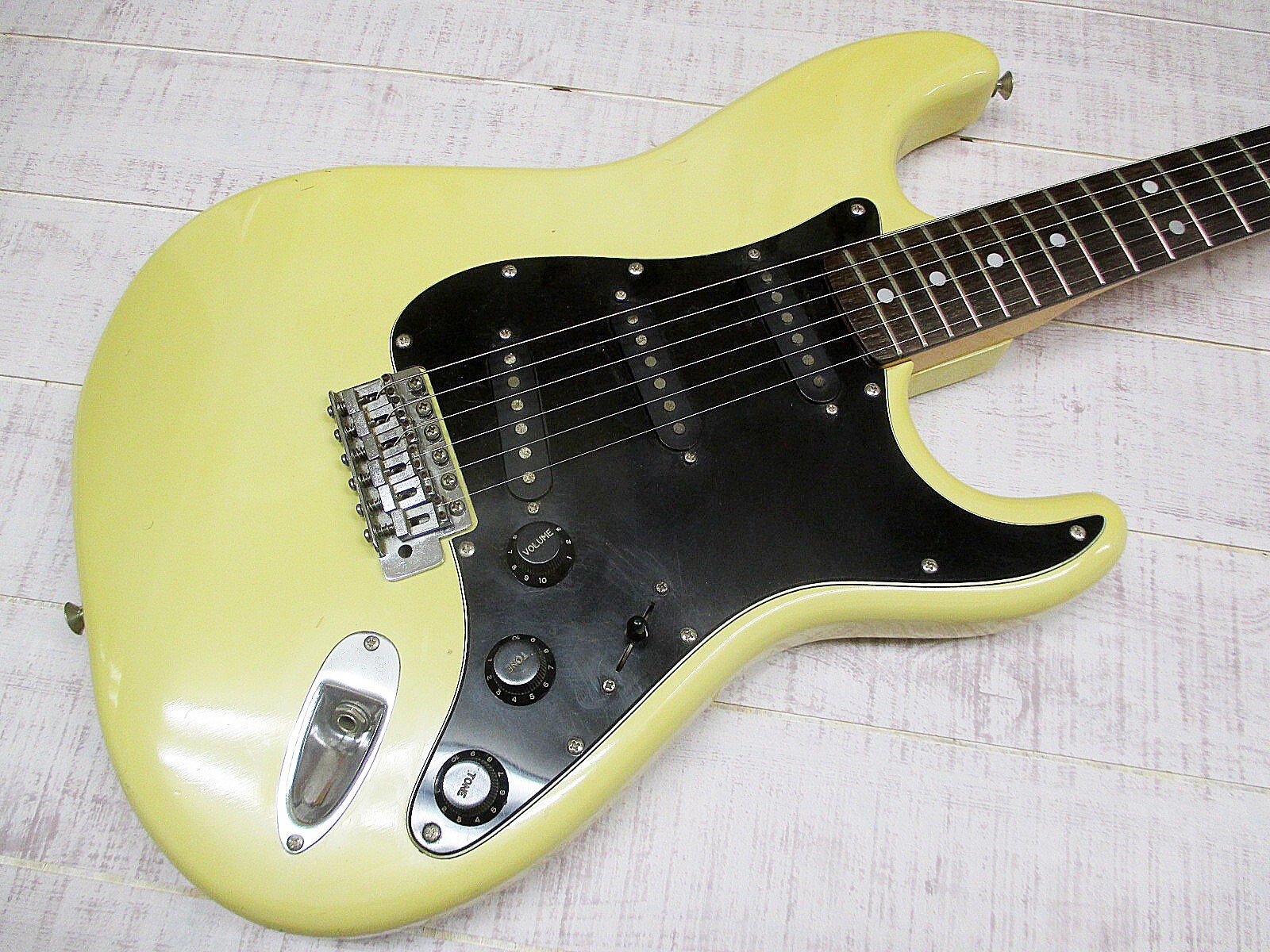 Tokai 1983 SS38 Silver Star Stratocaster Used Electric Guitar MIJ
