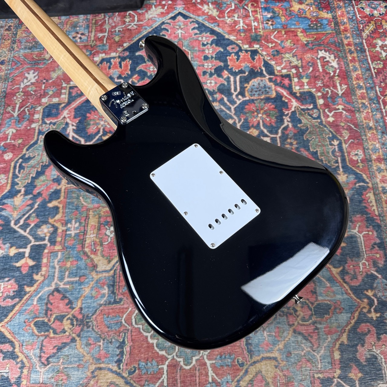 Fender Artist Series Eric Clapton “Blackie” Signature Stratocaster w/TBX and Mid