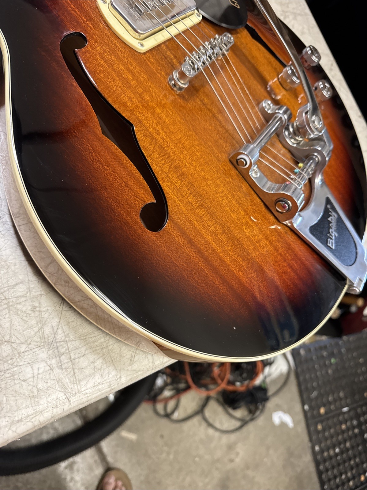 Gretsch G2622/ABB -P90 Streamliner Double-Cut P90 – Havana Burst Bigsby Tremolo