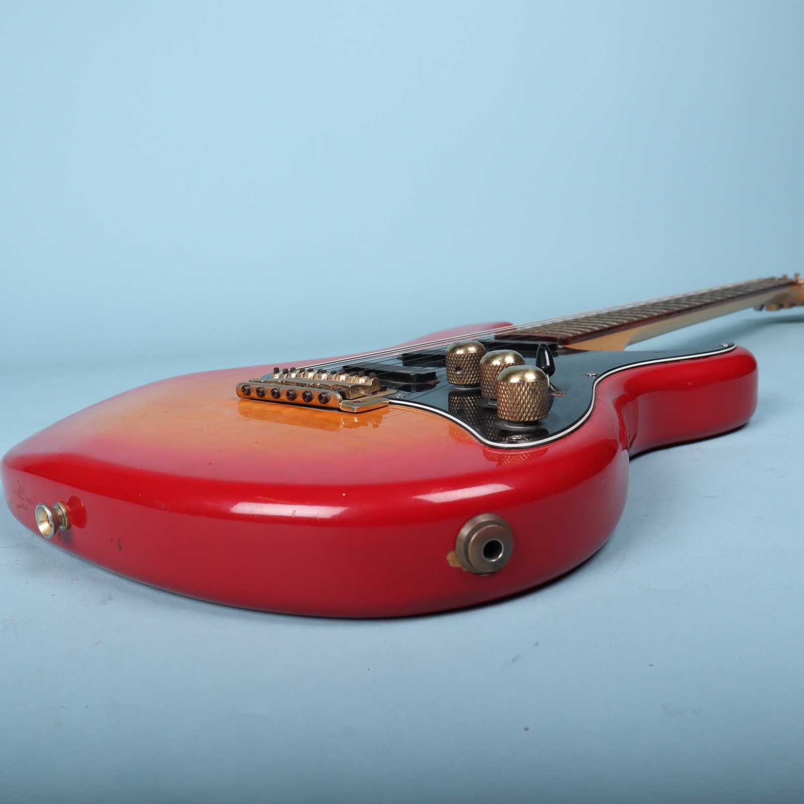 Yamaha SE903A Stratocaster Active Electric Guitar Cherry Sunburst