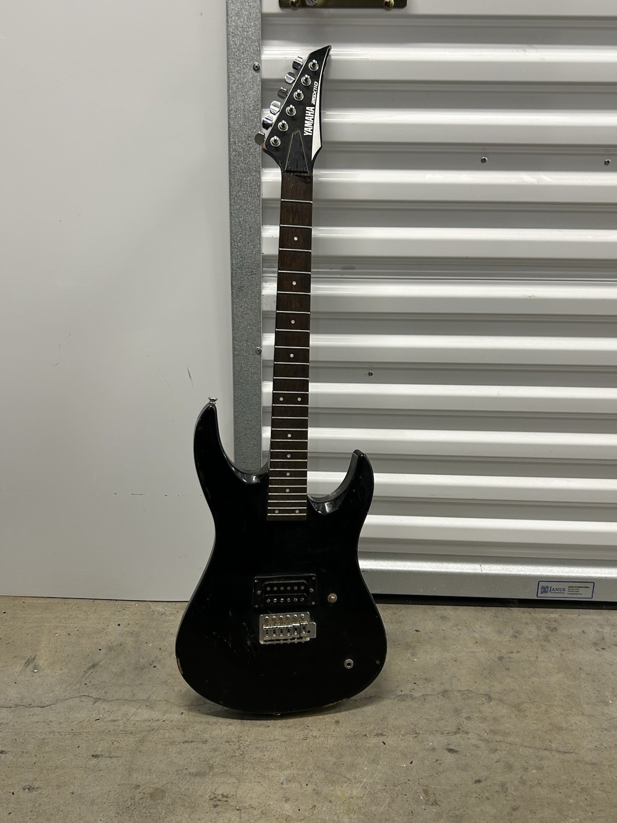 Yamaha RGX110 Solid Body Electric Guitar Black 6-String Right-Handed