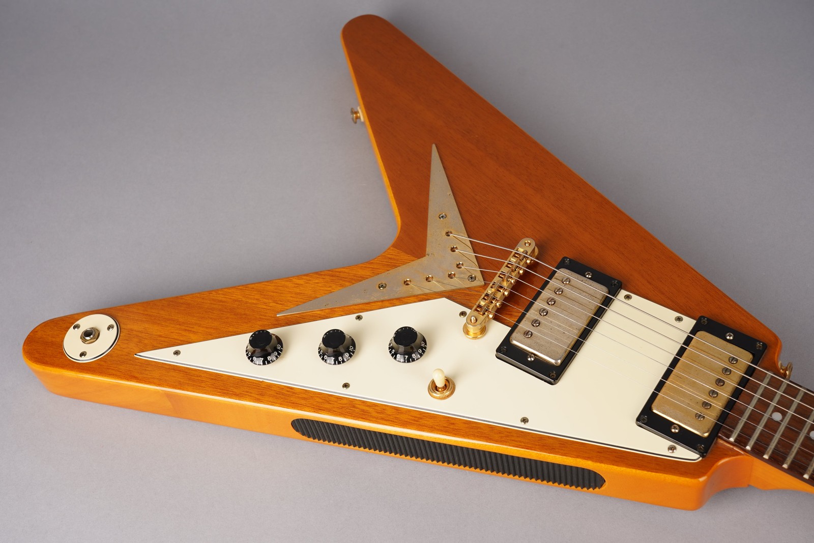Epiphone ’58 Korina Flying V – 1998 Korea – Natural w/OHSC