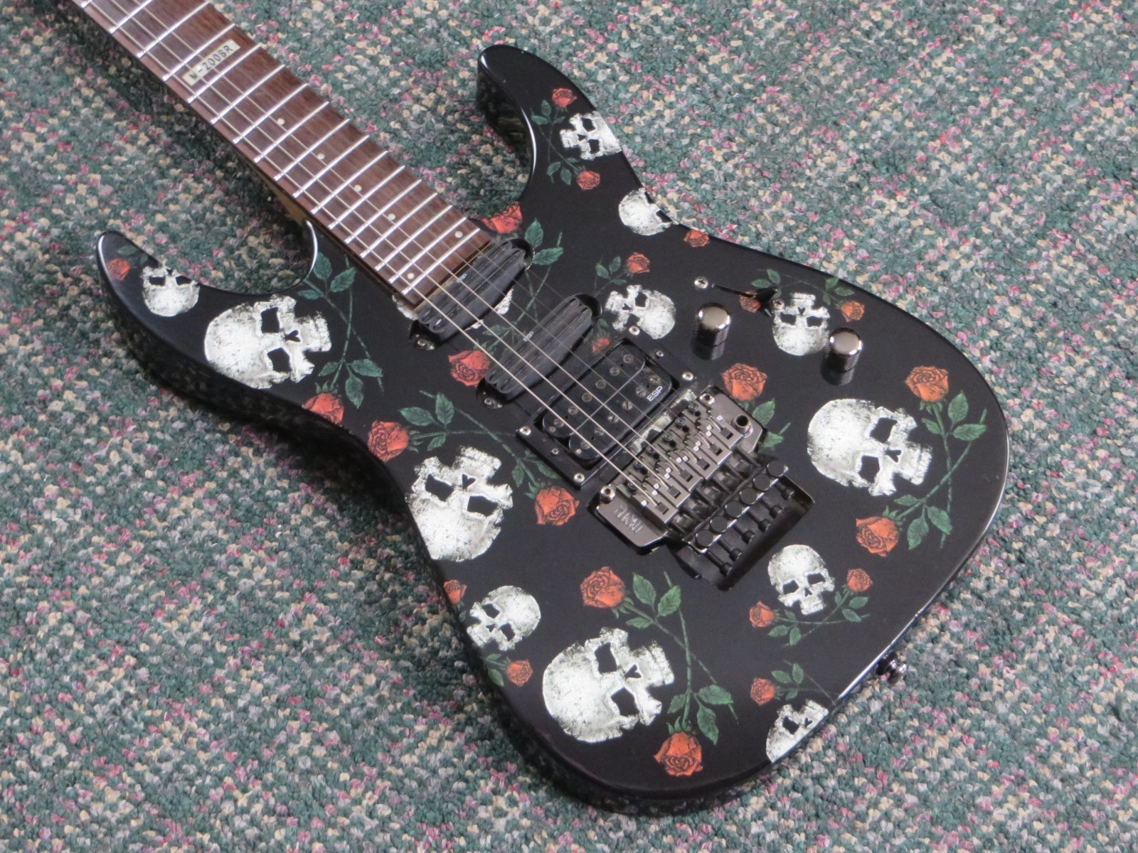 2008 ESP/LTD M-200SR Skull & Roses! w/ESP hardshell case