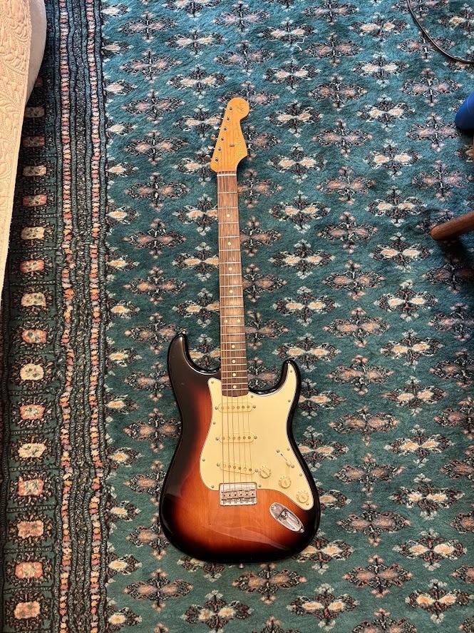 Fender Robert Cray Stratocaster Sunburst Mexico 2022 3.35kg Excellent Condition