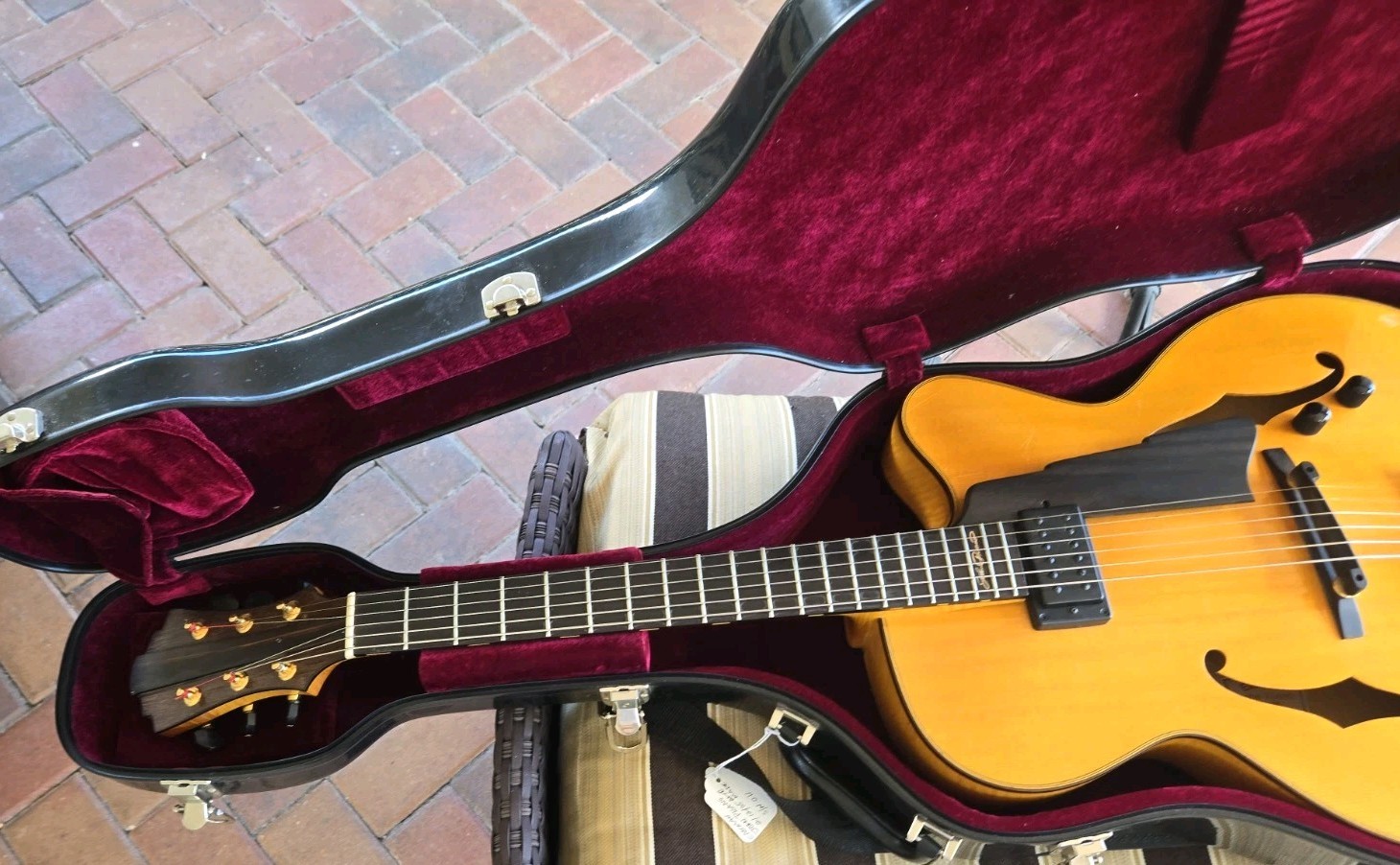 Eastman AR880CE John Pisano 2005 Archtop Jazz Guitar Serial Number 011 Upgraded