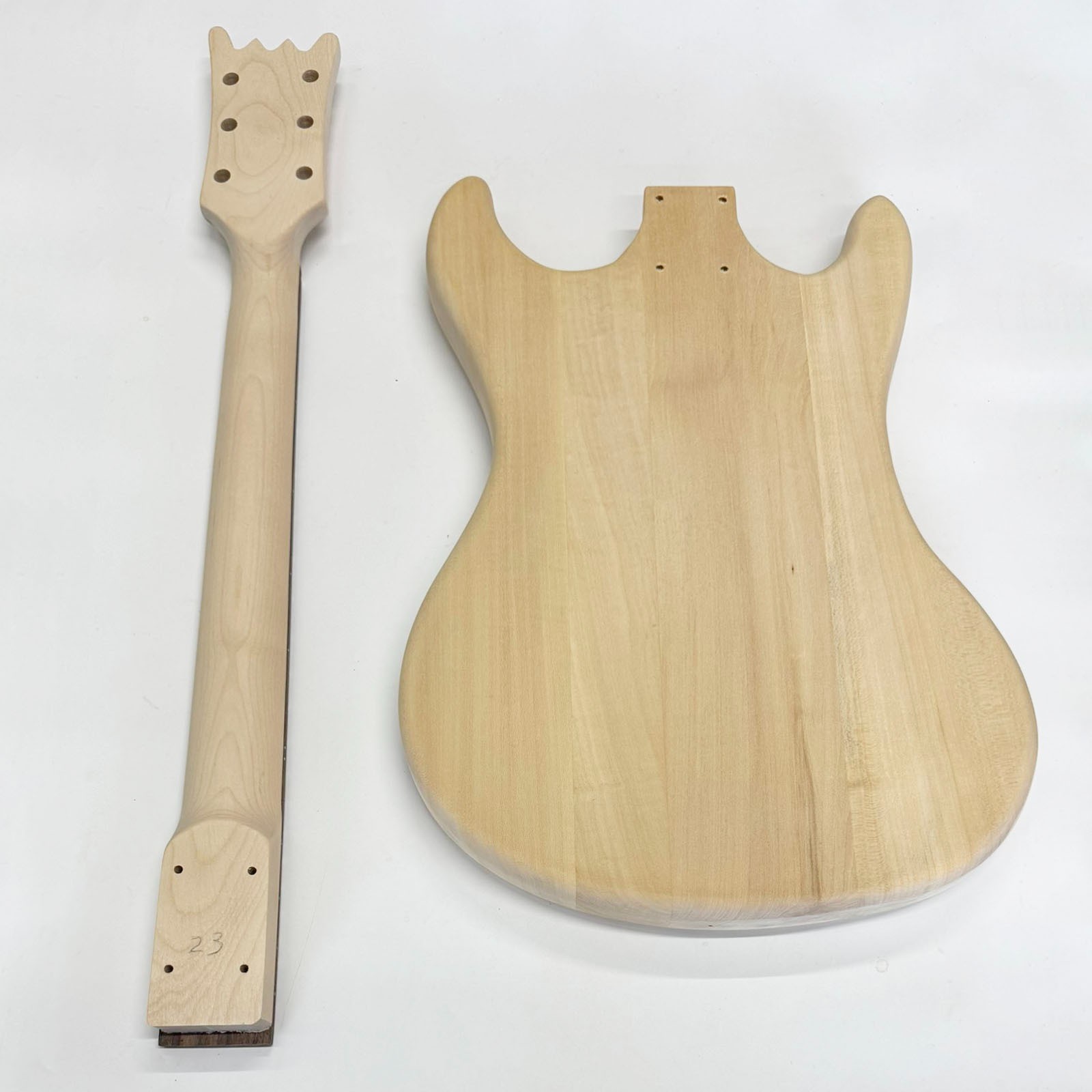 22 Fret 24.75″ Maple Neck Basswood Electric Guitar Kit
