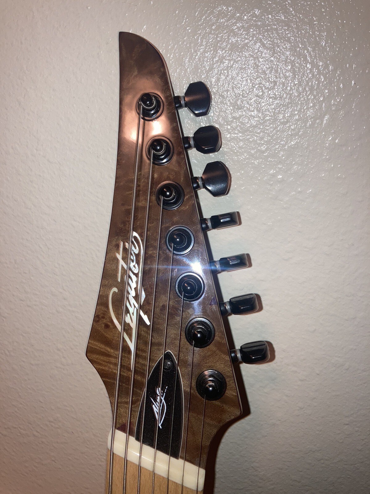 Legator Ninja R 200 Multiscale 7 String Charcoal Burl