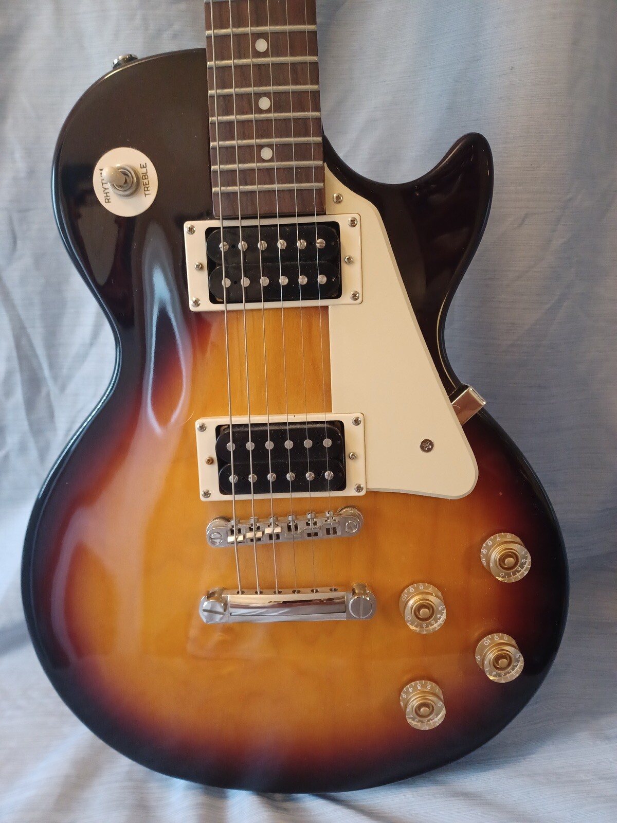 EPIPHONE – LES PAUL 100 Black Sunburst Electric Guitar