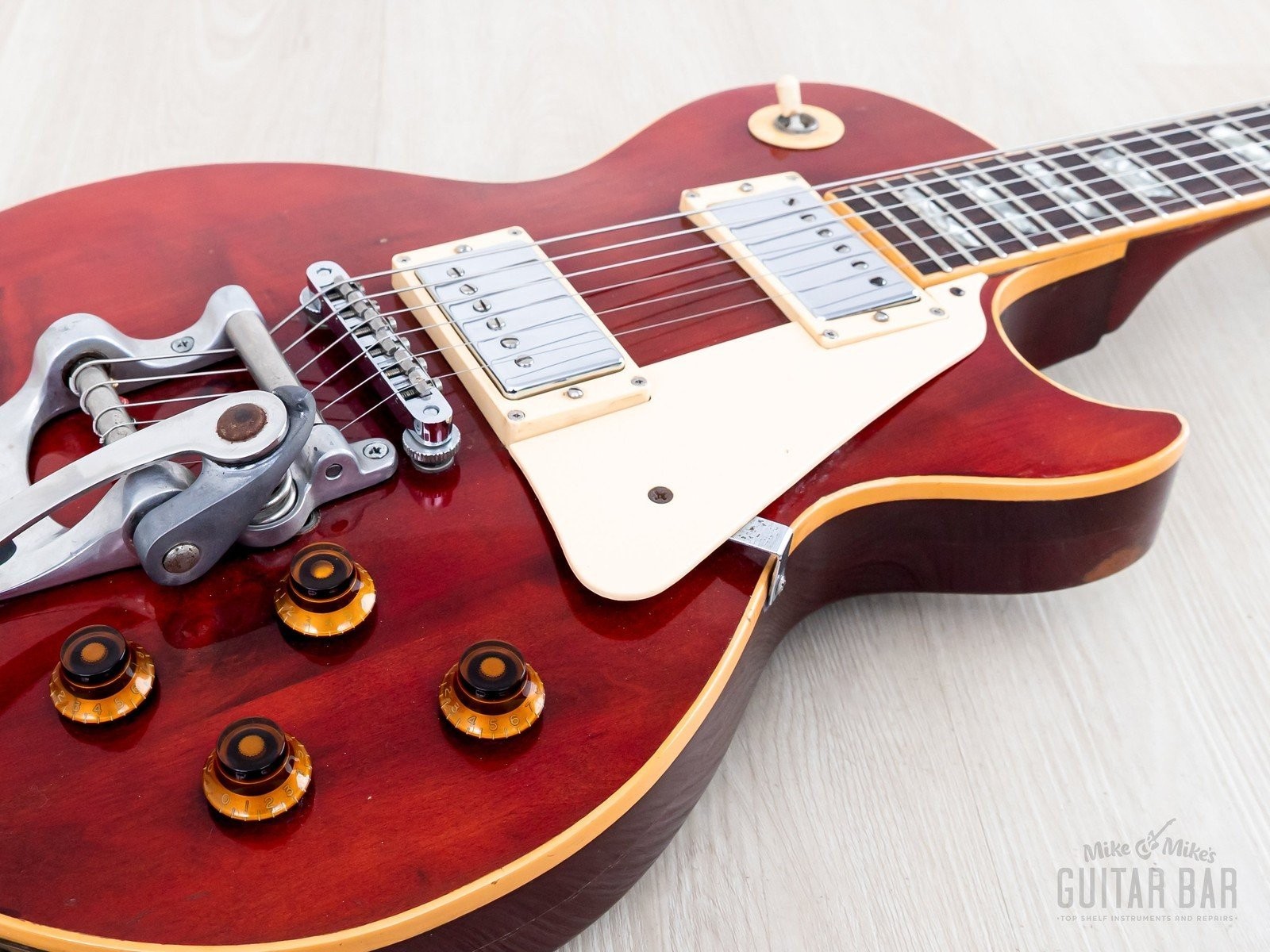 1975 Gibson Les Paul Deluxe Vintage Guitar Cherry, Humbucker Conversion w/ Case