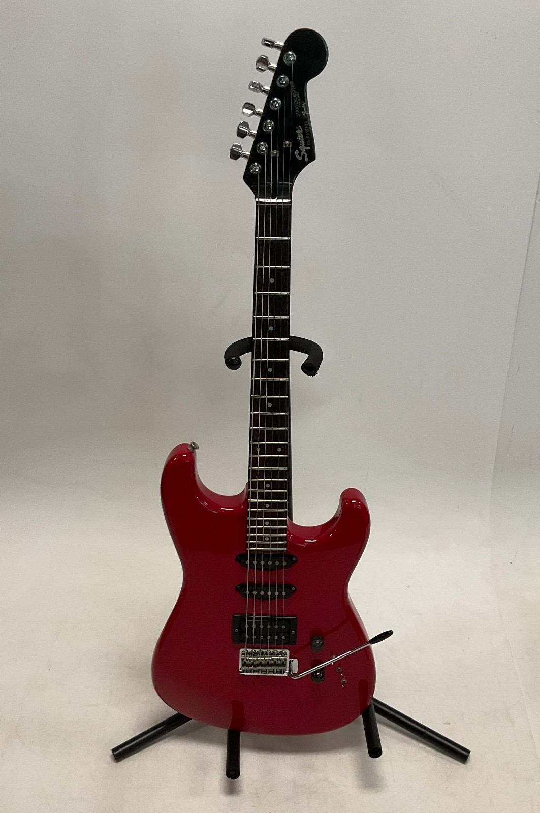 Vintage 1986 Squier Contemporary Fender Stratocaster Electric Guitar Red Japan
