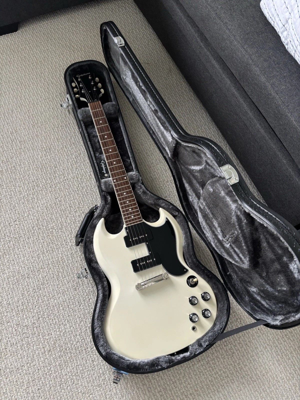Epiphone Ltd Edition Custom Shop 1961 SG Special Reissue W/ Hard Case READ