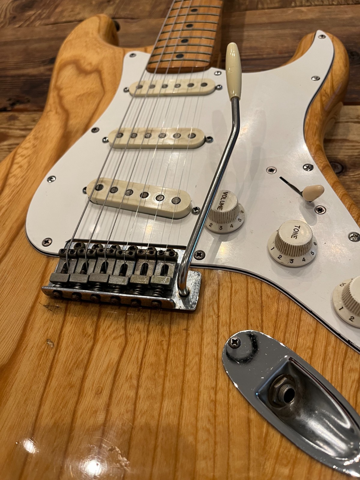 Fernandes Stratocaster Japan 1970’s guitar with case