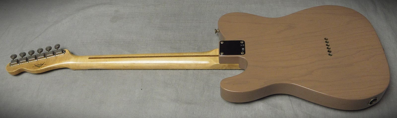 Fender 1951 Nocaster Journeyman Relic – Dirty White Blonde