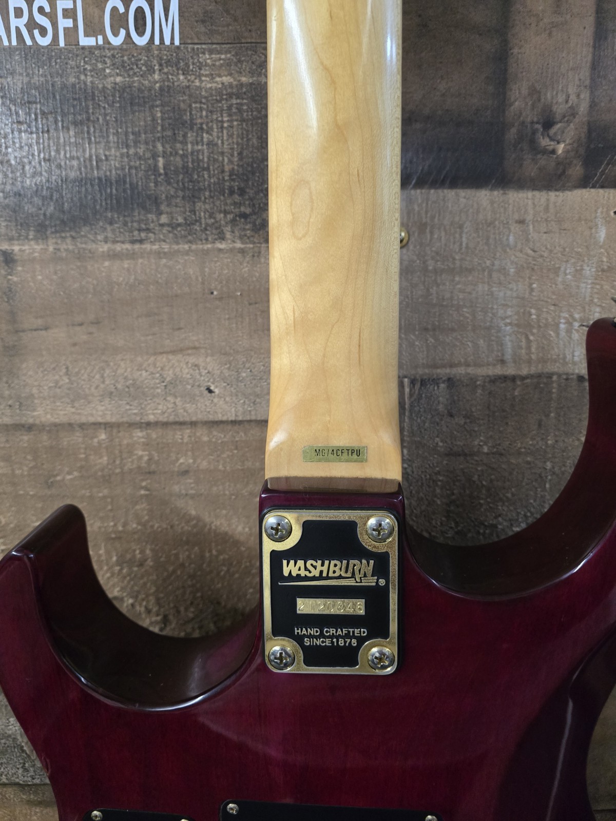 Washburn Mg74 Mercury Series W/ Case