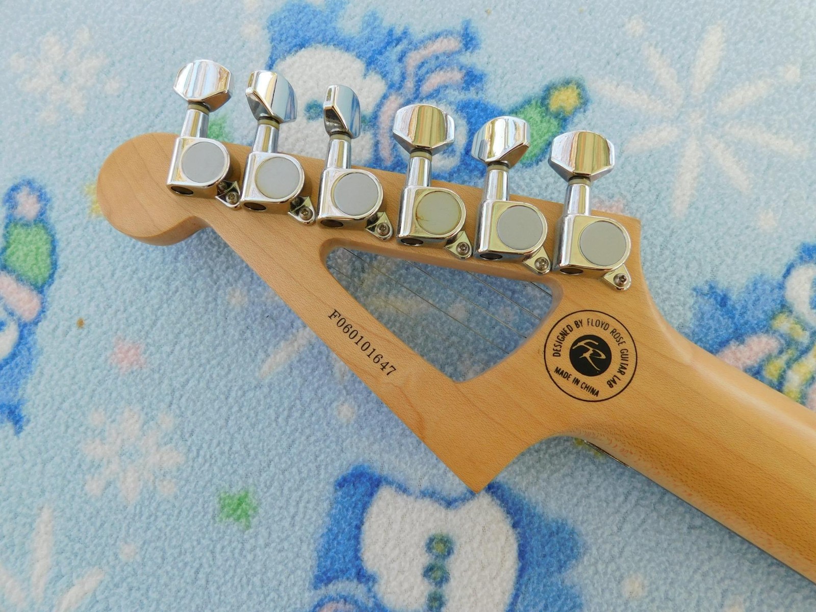 Floyd Rose Discovery, Hot Pickups, Floyd Rose II, Has Chip, Still Cool